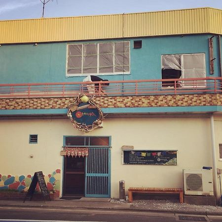 Guest House & Cafe Ohana Imabari Railway Station Esterno foto